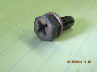 IMG_3422.jpg (39.97 KiB) Viewed 37940 times Lower oil sump screw 1